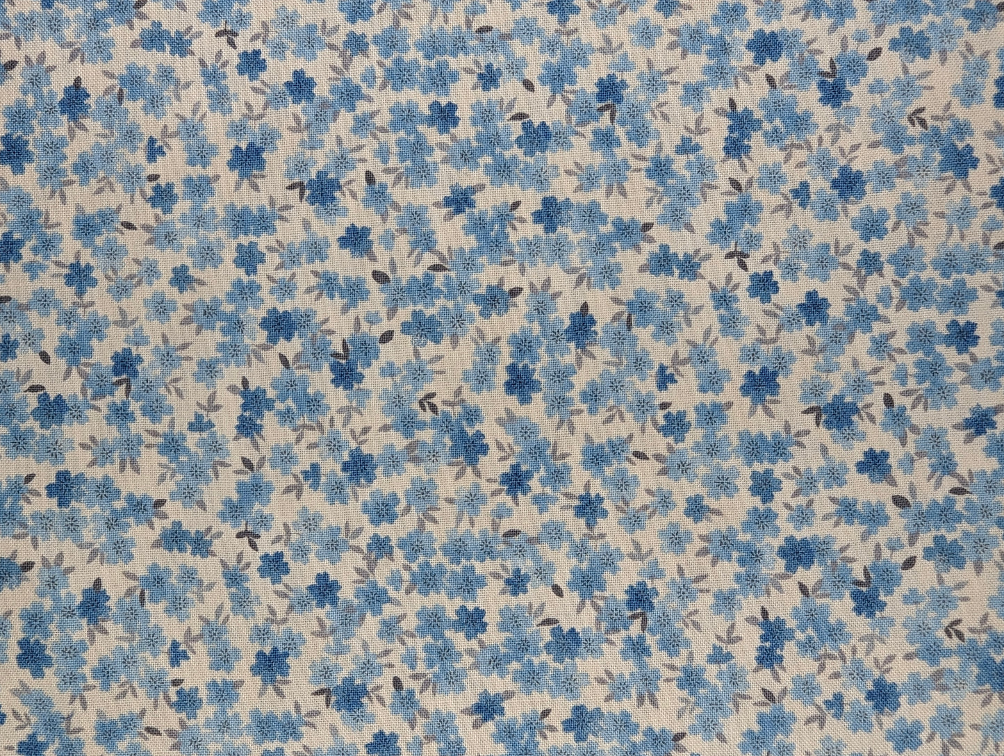 Blommig Blue