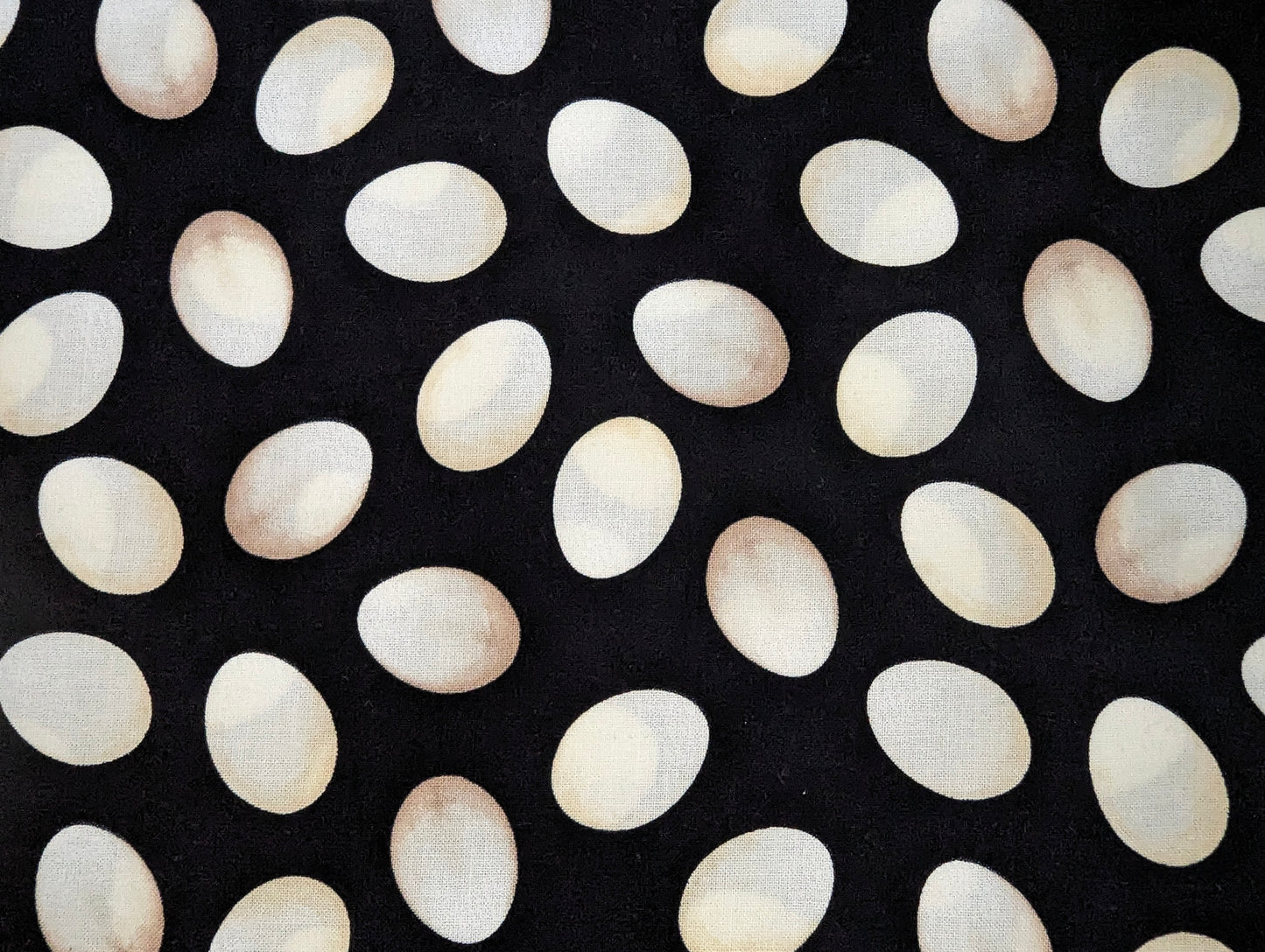 Dots Black