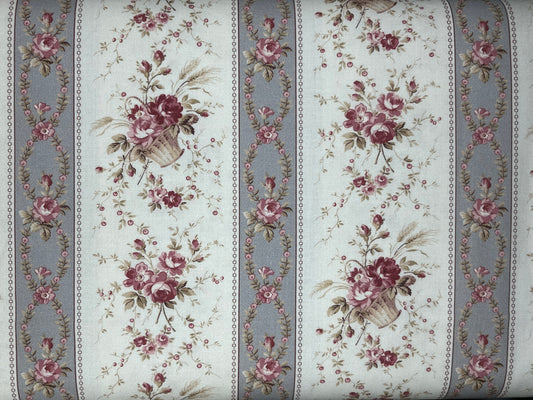 Summer House Dawn Heese